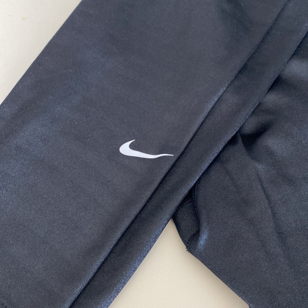 shiny leggings nike
